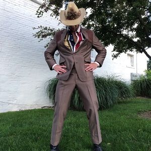 Meet your Posher, Daniel